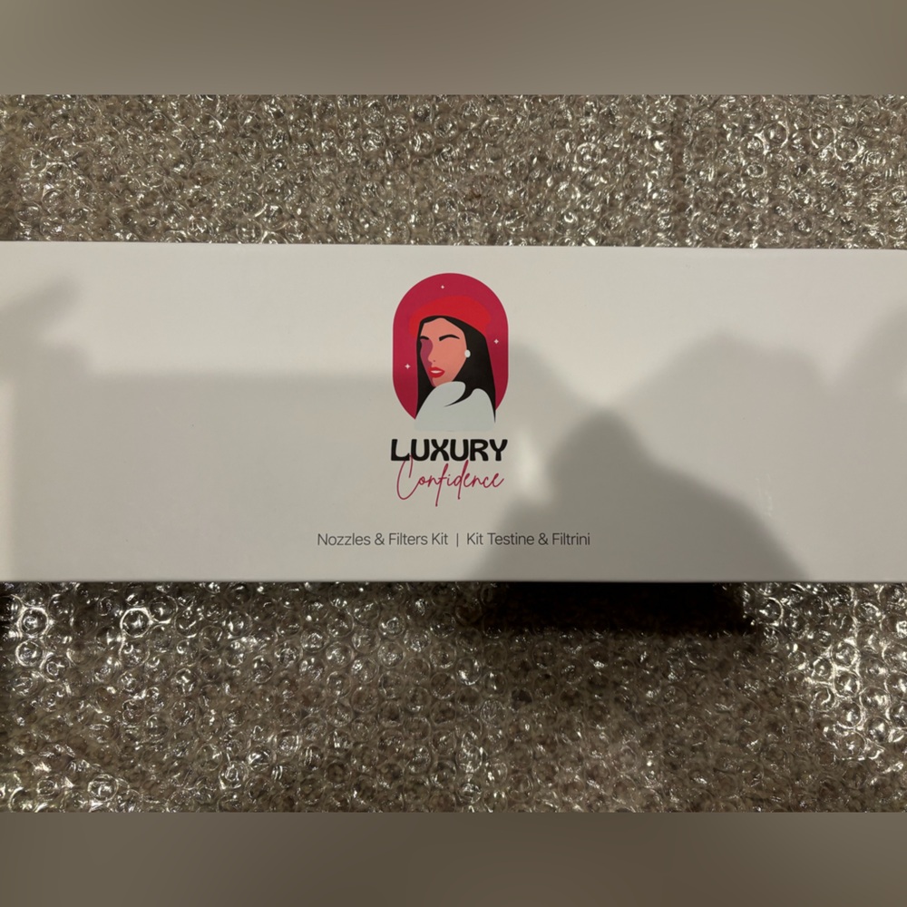Brand New, Plastic wrapped - Luxury Confidence Blackhead Kit